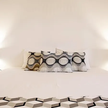 Thomais * Naxos City