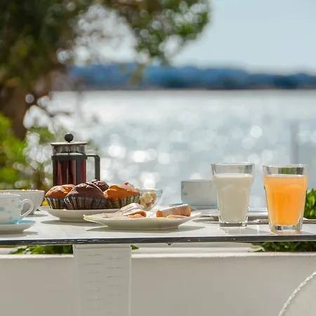 Thomais * Naxos City