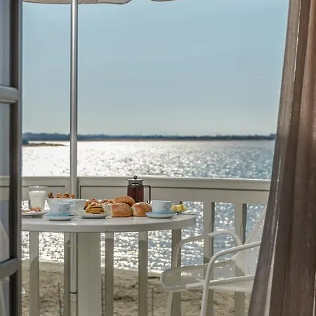 Thomais * Naxos City