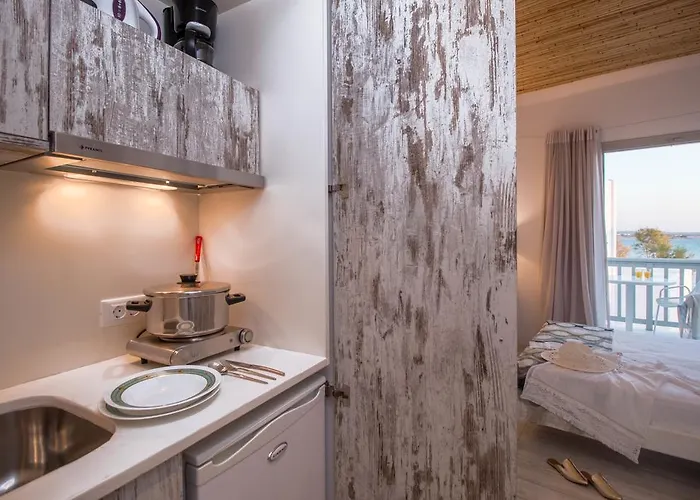 Thomais Studios Naxos City