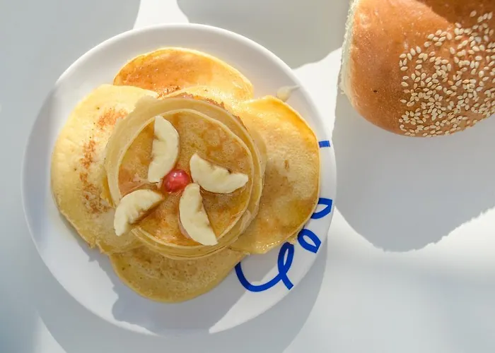 Thomais Studios * Naxos City