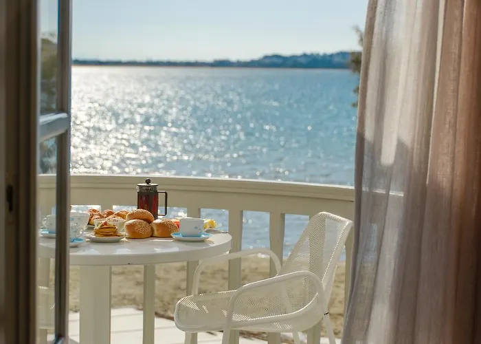 Thomais Studios * Naxos City